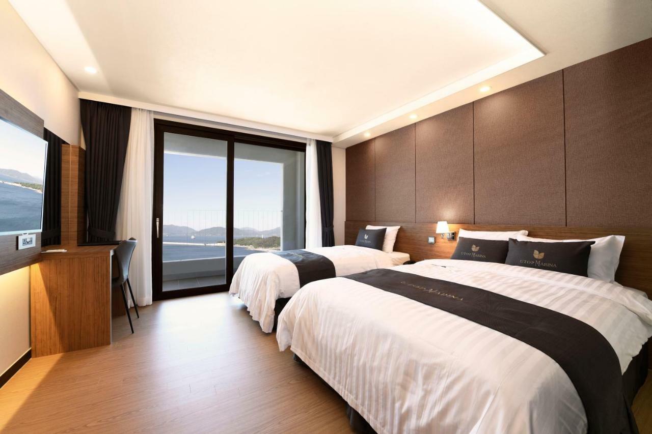 Utop Marina Hotel & Resort Yeosu Exterior photo